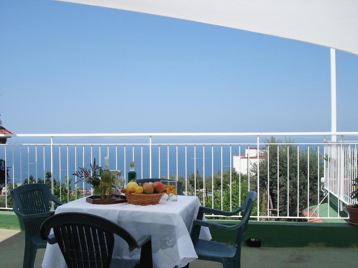 ויקו אקוונסה Olindo Apartment E Cristina Apartments מראה חיצוני תמונה