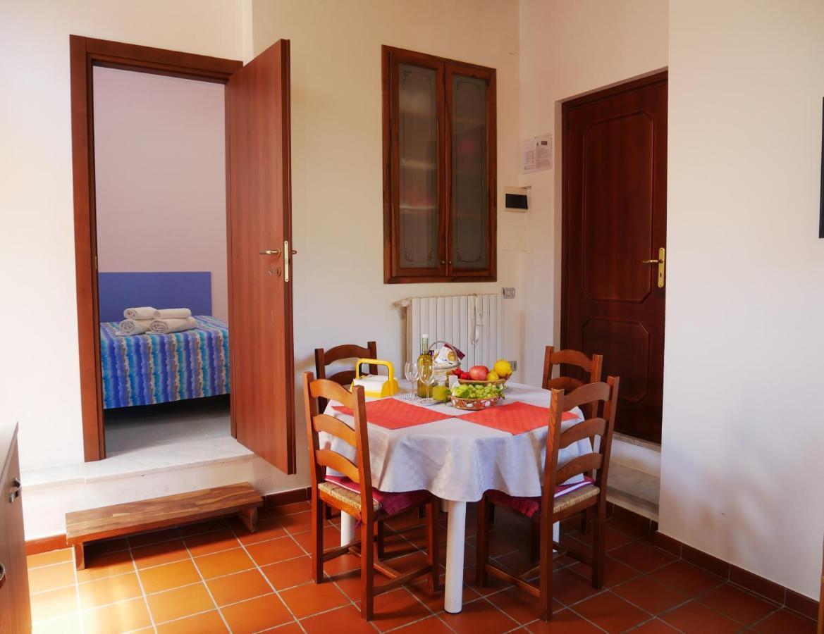 ויקו אקוונסה Olindo Apartment E Cristina Apartments מראה חיצוני תמונה