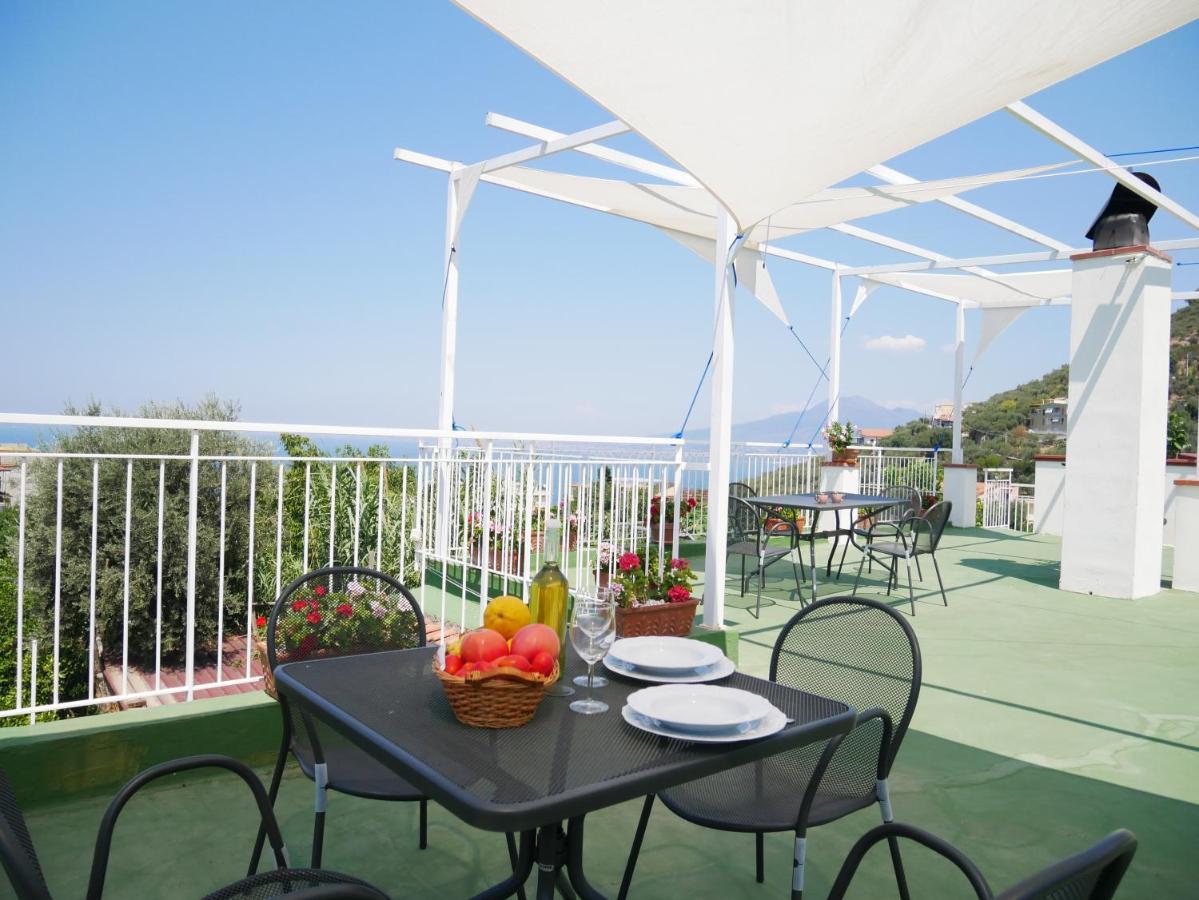 ויקו אקוונסה Olindo Apartment E Cristina Apartments מראה חיצוני תמונה