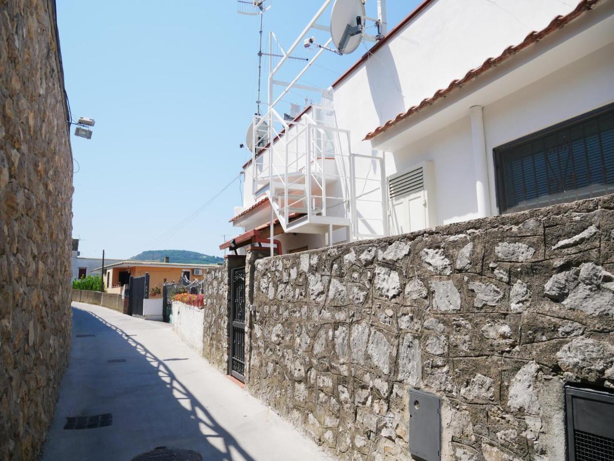 ויקו אקוונסה Olindo Apartment E Cristina Apartments מראה חיצוני תמונה